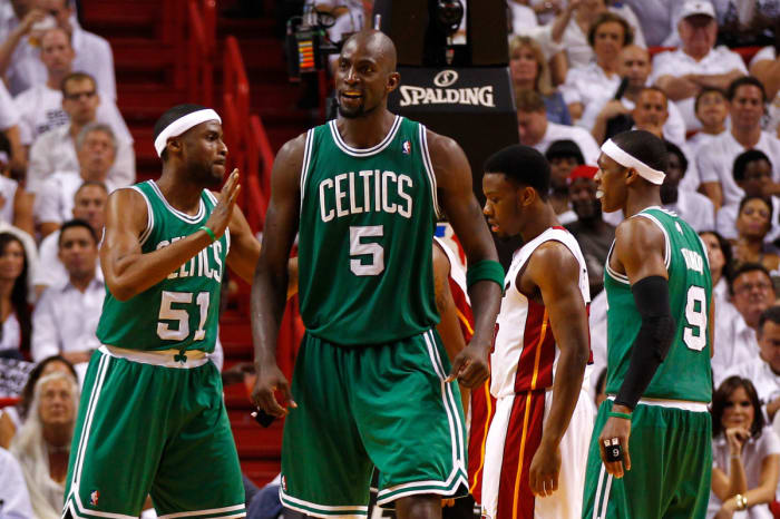 145775874_crop_north